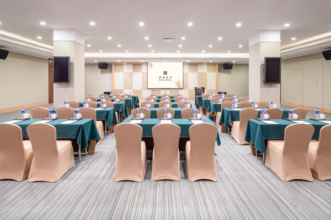 东莞石碣富盈酒店