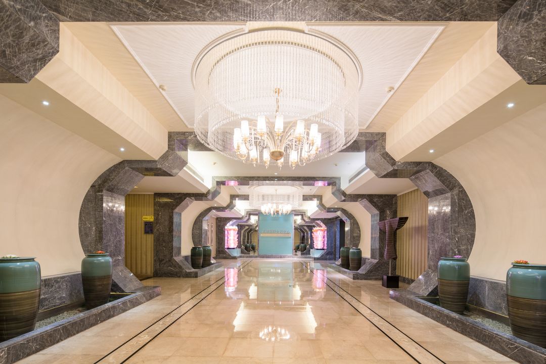 东莞石碣富盈酒店