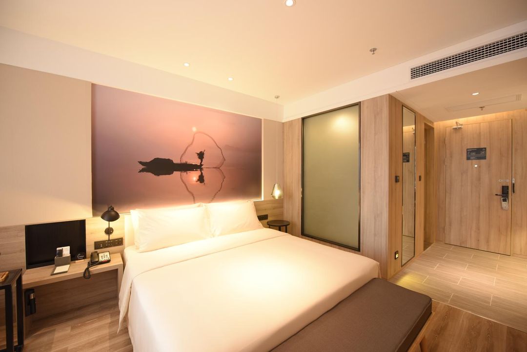 沈阳浑南奥体中心亚朵酒店