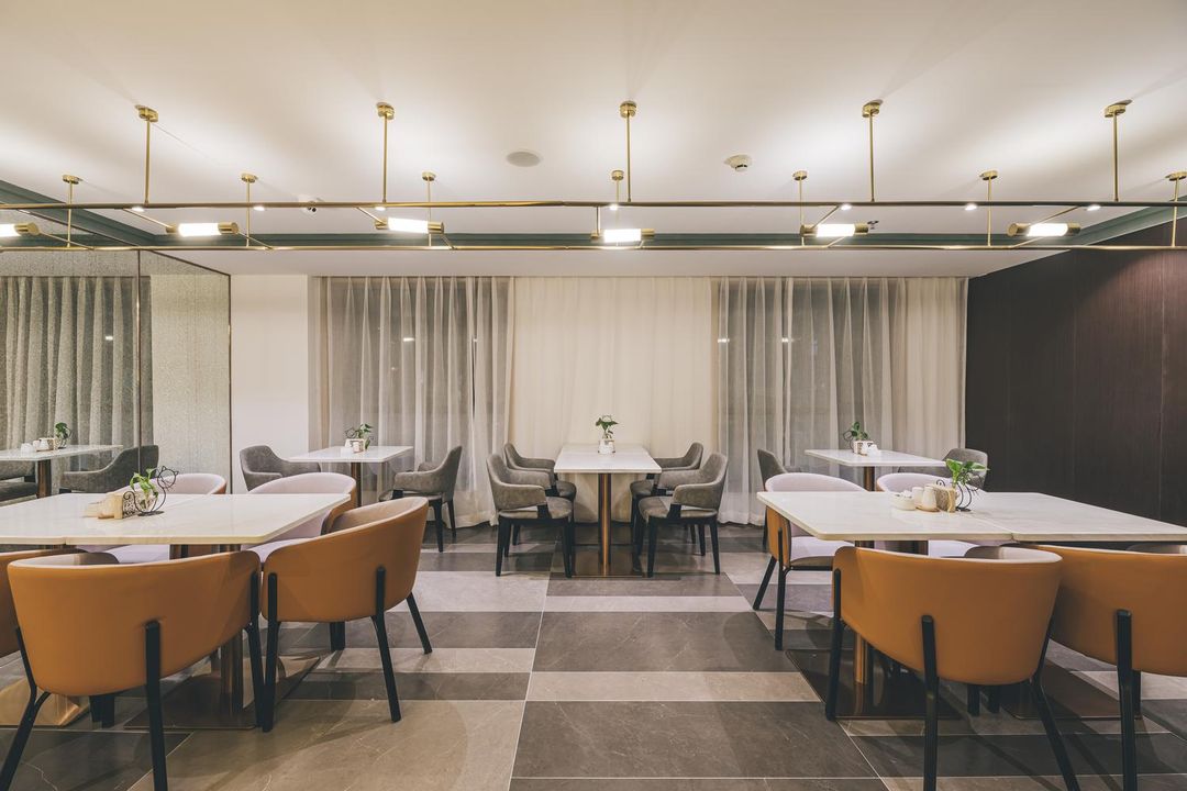 兰州东方红广场兰州大学亚朵酒店