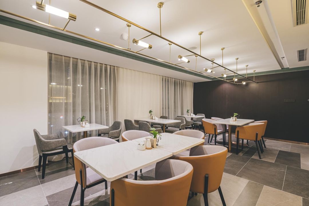 兰州东方红广场兰州大学亚朵酒店