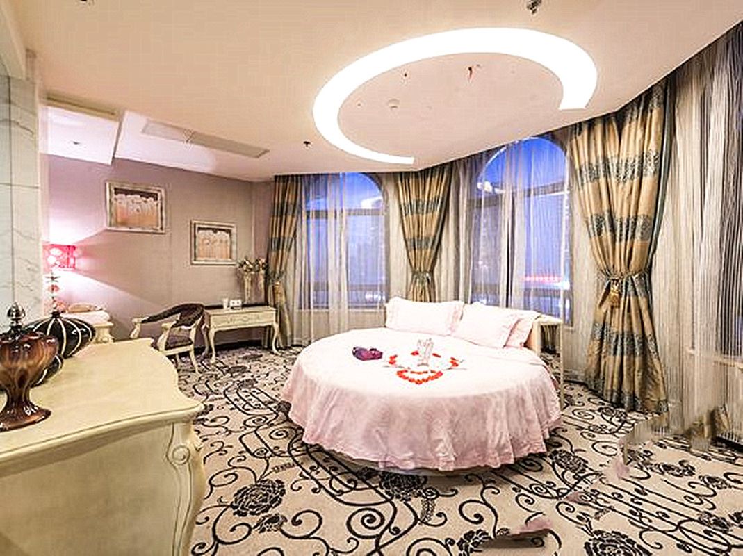 天津金角酒店(津港公路八里台工业园店)
