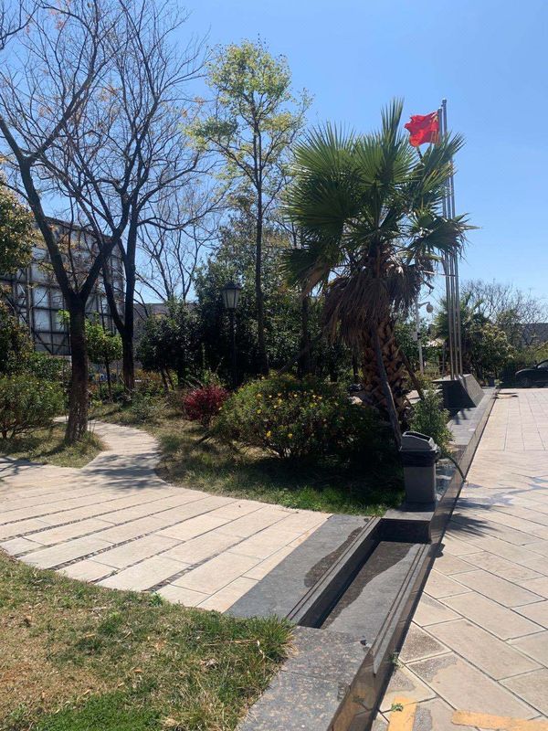 戴斯广场温德姆酒店(富康城购物中心店)