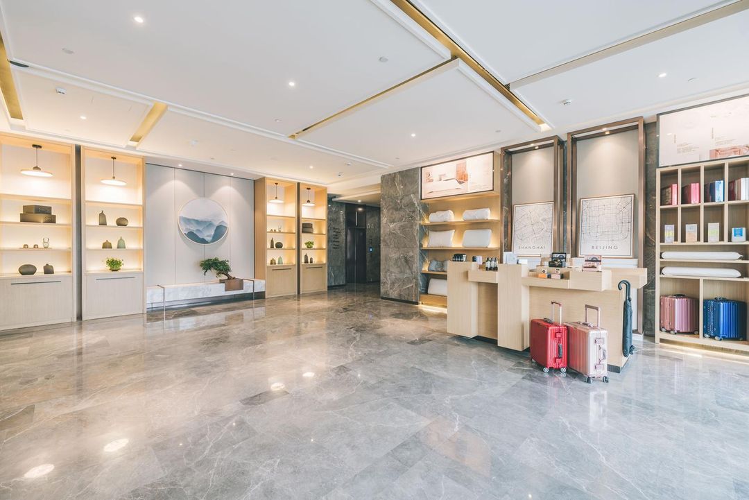飞大酒店(贵阳白云北高铁站中国航发黎阳店)