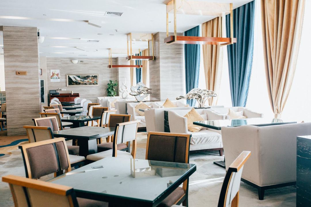 深圳中油阳光大酒店(南山地铁站店)