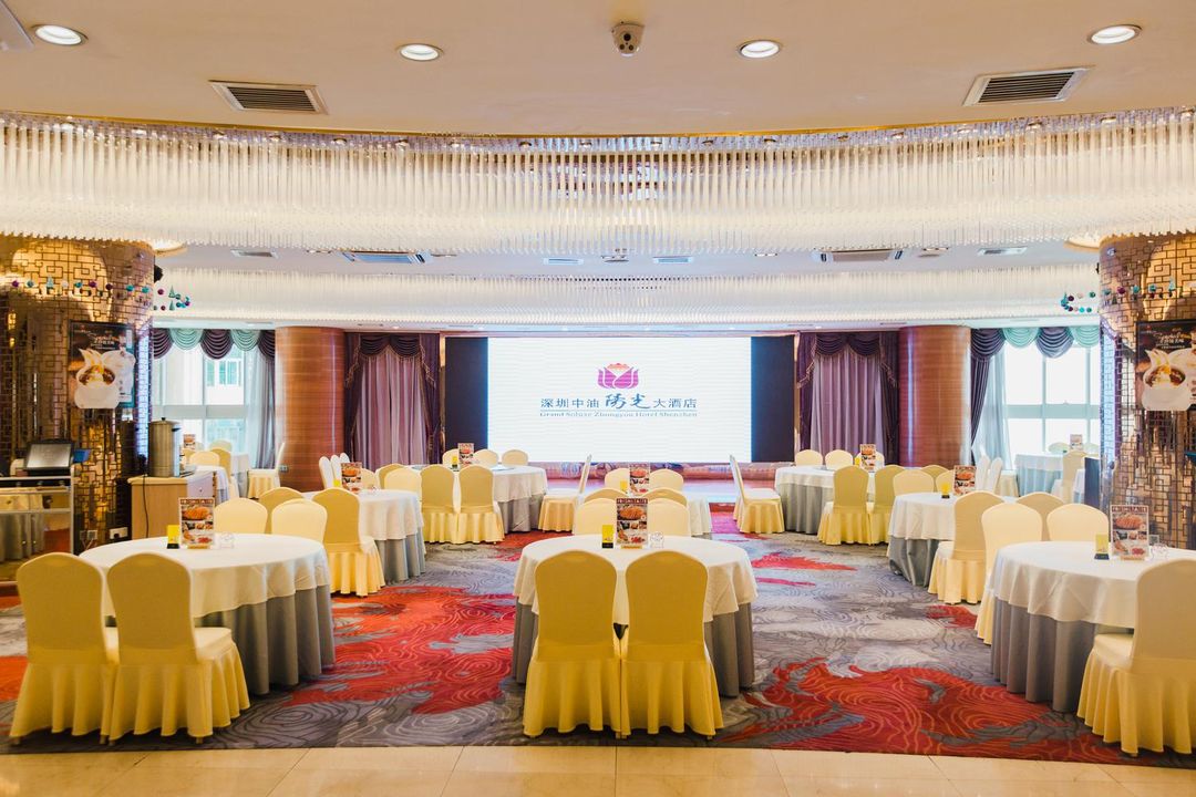 深圳中油阳光大酒店(南山地铁站店)
