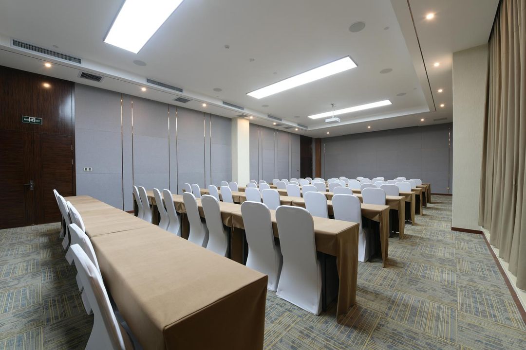 龙口裕龙酒店