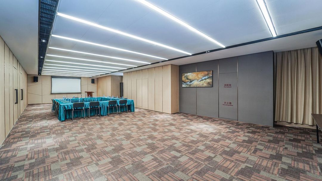 桔子水晶上海临港海洋公园酒店