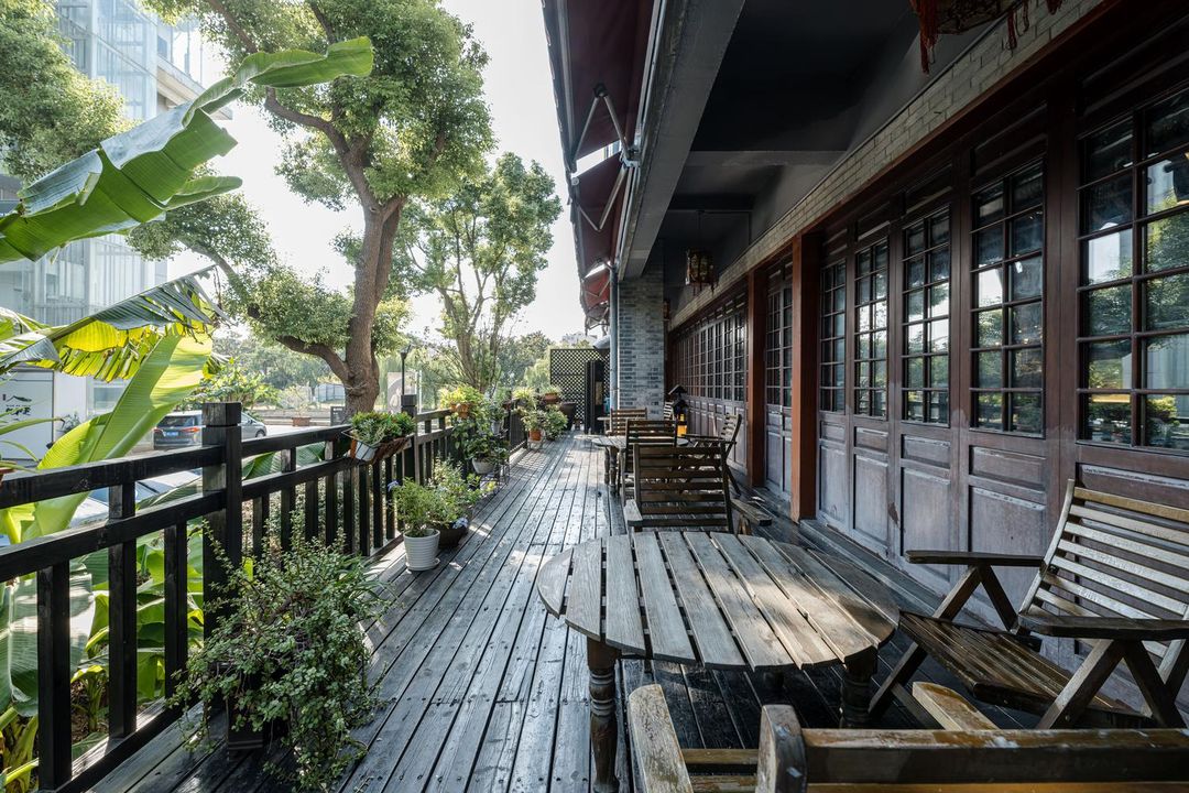 独墅湖书香世家酒店(苏州东振路地铁站店)