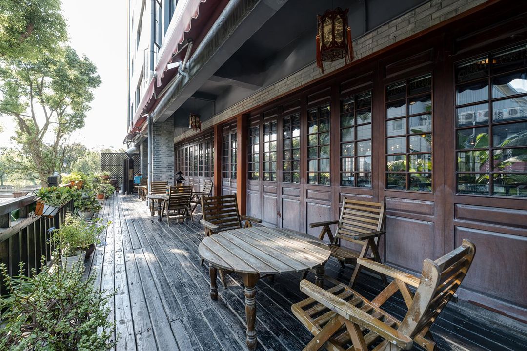 独墅湖书香世家酒店(苏州东振路地铁站店)