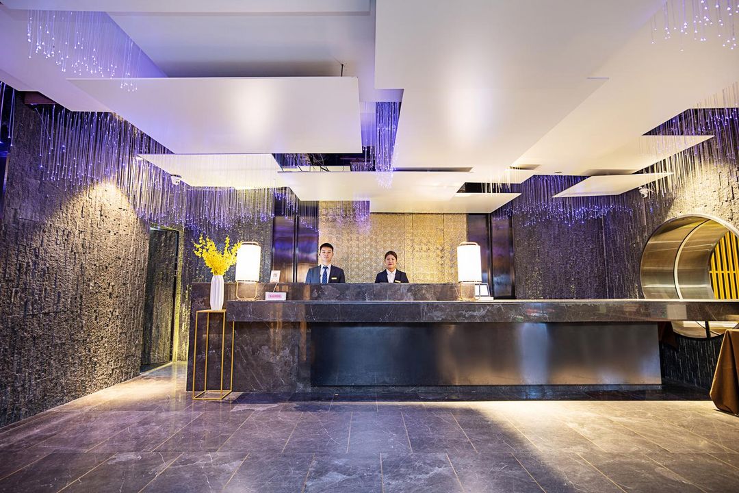 柏维酒店(郑州曼哈顿广场燕庄地铁站店)