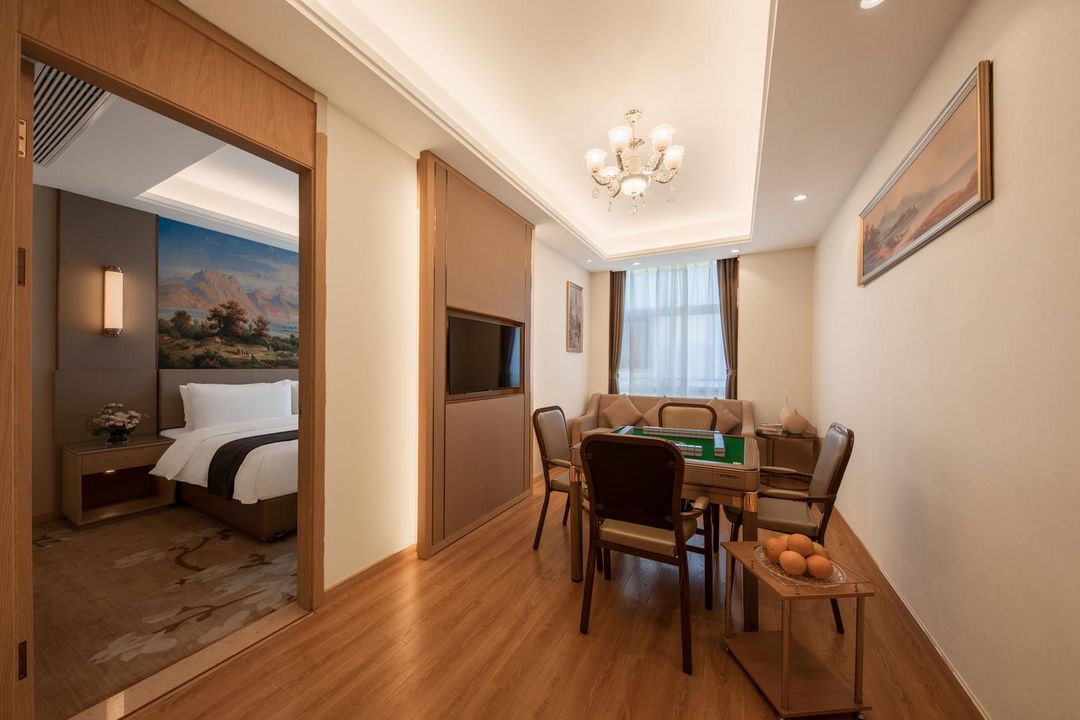 维也纳国际酒店(昆明高铁南站市政府店)