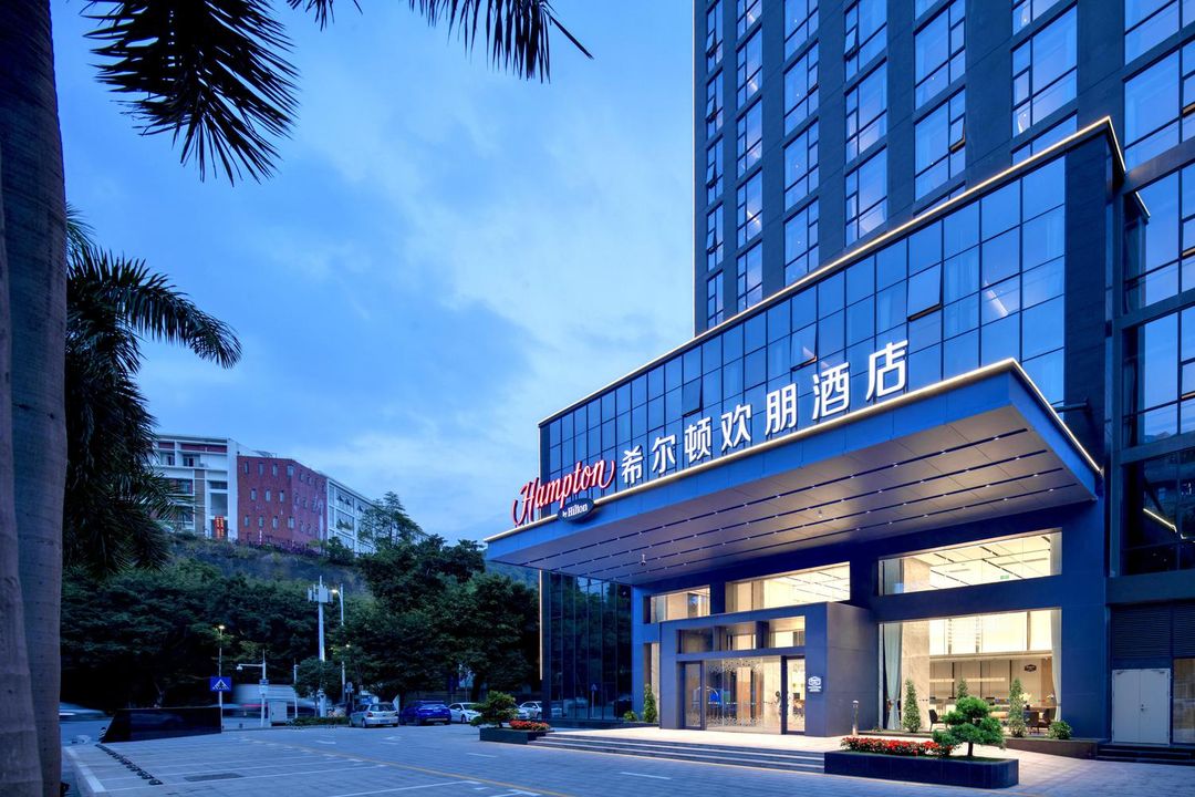 深圳宝安机场希尔顿欢朋酒店
