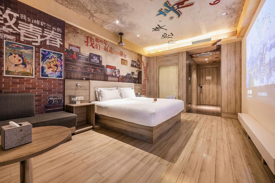 美豪酒店(西安高铁北站文景路地铁站店)