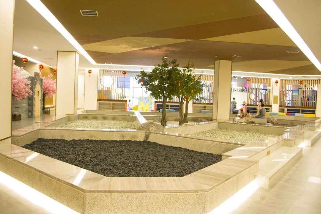 四季贵州&middot;山地温泉水世界酒店
