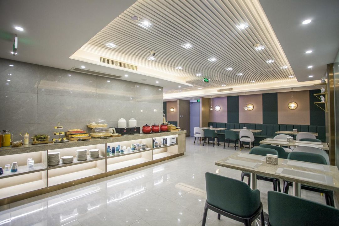 南京玄武湖桔子水晶酒店
