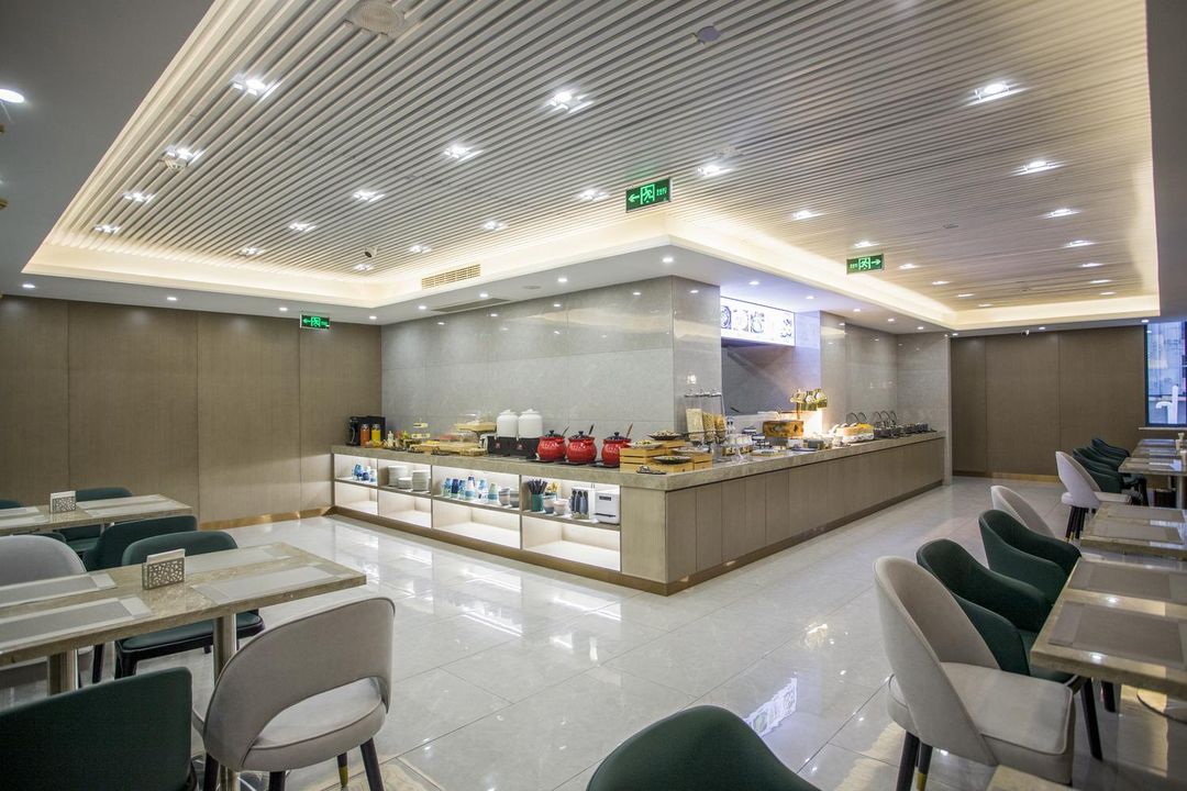南京玄武湖桔子水晶酒店